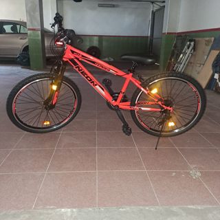 Bicicleta Neon Temper 24 con suspensión