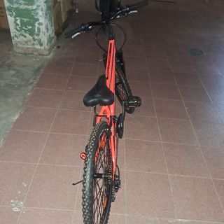 Bicicleta Neon Temper 24 con suspensión