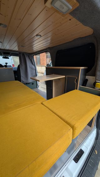 FORD TRANSIT CUSTOM 2.2 TDCi 155CV – CAMPER