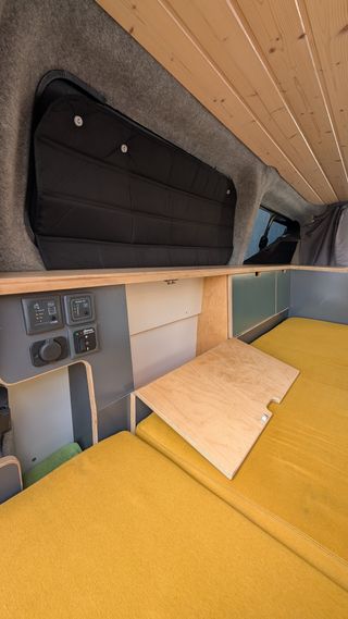 FORD TRANSIT CUSTOM 2.2 TDCi 155CV – CAMPER