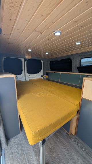 FORD TRANSIT CUSTOM 2.2 TDCi 155CV – CAMPER