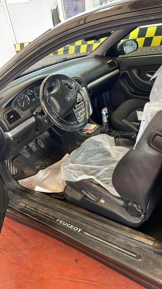 Peugeot 406 2004