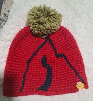Gorro La Sportiva Rojo con Pompon