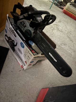 Sierra eléctrica 40cm 1.4kW
