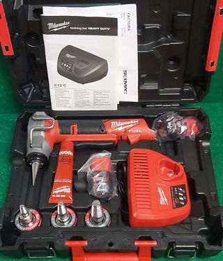 Expansor Milwaukee M12 Fuel