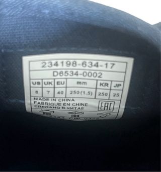 Talla 40 (25 cm). Zapatillas de mujer LEVI’S