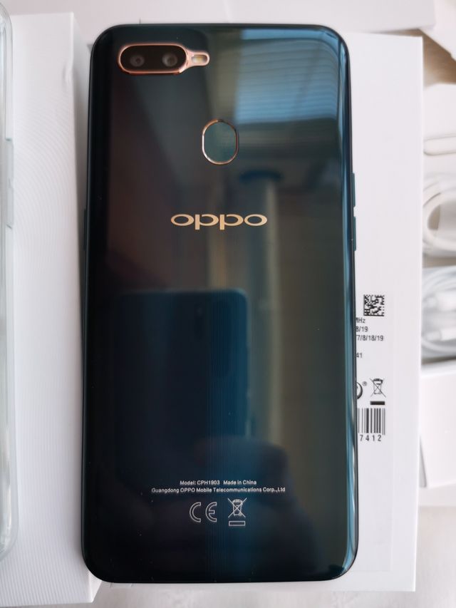 Oppo AX7 
