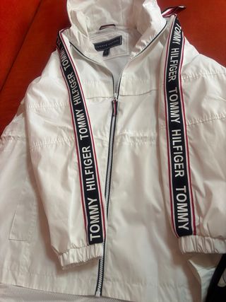 Chubasquero Tommy Hilfiger blanco mujer