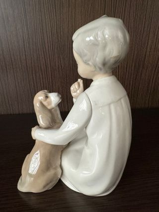 Figura Lladró Niña con Perro