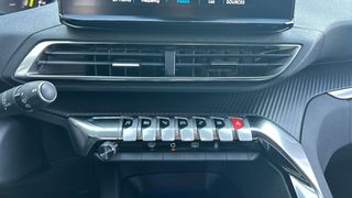 Peugeot 5008 1.2 MHEV HYBRID 100KW ALLURE PACK EDCS6 136 5P 7 Plazas