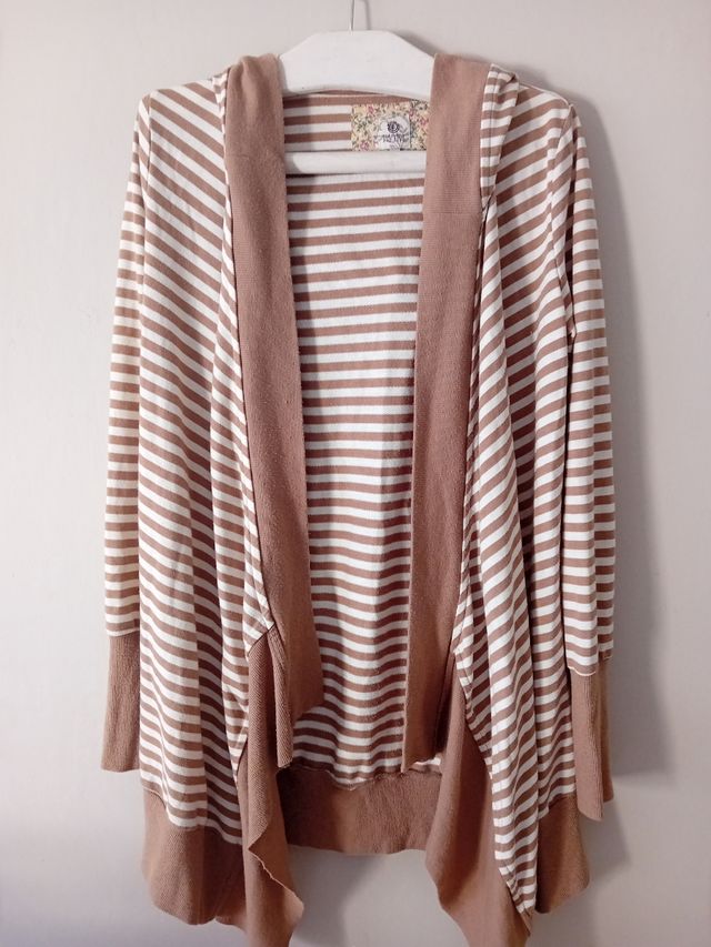 Cárdigan Rayas Marrón y Blanco