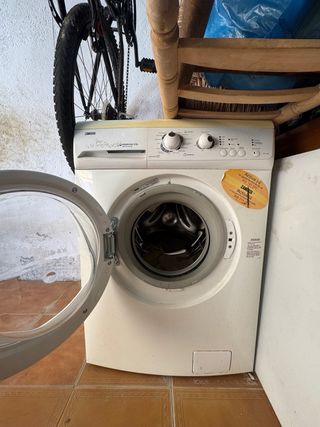 Lavadora Zanussi Essential 6kg