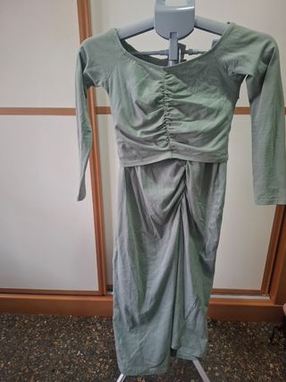 Conjunto falda midi y top verde talla XS