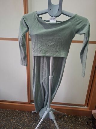 Conjunto falda midi y top verde talla XS