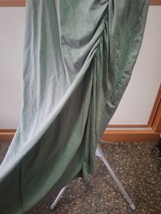 Conjunto falda midi y top verde talla XS
