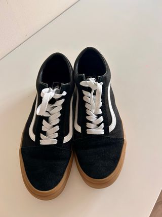 Zapatillas Vans Negras puestas 1 sola vez 