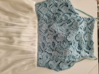 Vestido de fiesta corto con encaje