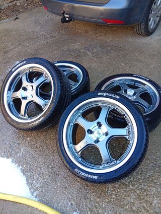 Llantas 4x108 como nuevas 
