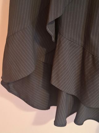 Falda Zara volantes rayas diplomáticas Talla S