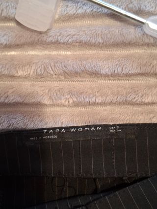 Falda Zara volantes rayas diplomáticas Talla S