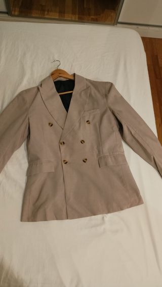 Traje de hombre beige