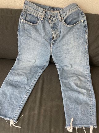 Levis crop talla 26