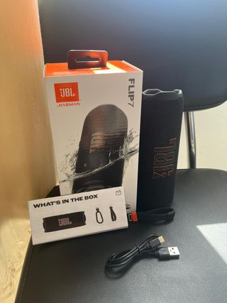 JBL Flip 7 Altavoz Portátil Negro