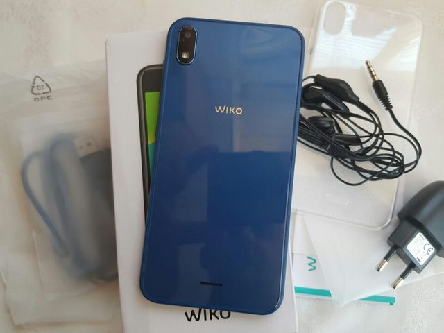 Wiko Y50 
 Negro
