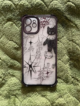3 Fundas para iPhone 12 Shein
