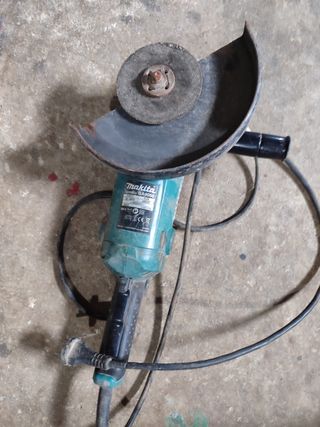 Amoladora Radial Makita GA9050