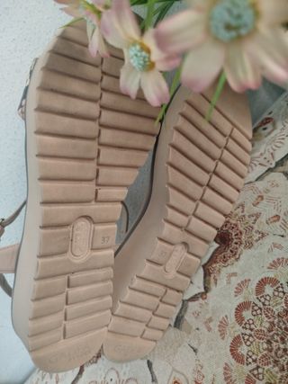 Sandalias Lodi Beige/Multicolor Talla X