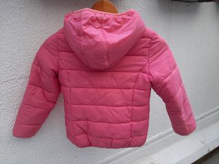 Chaqueta rosa invierno niña.