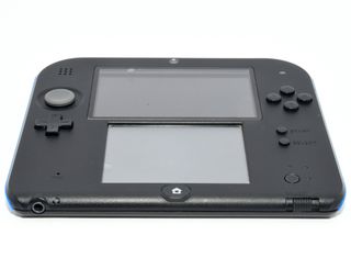 Nintendo 2DS Negra y Azul + Mario Kart 7