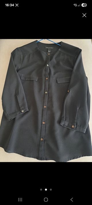 Camisa negra Mango manga tres cuartos
