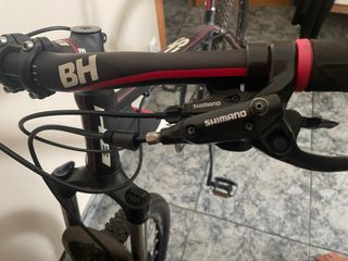 Bicicleta Montaña BH Spike Negra/Roja