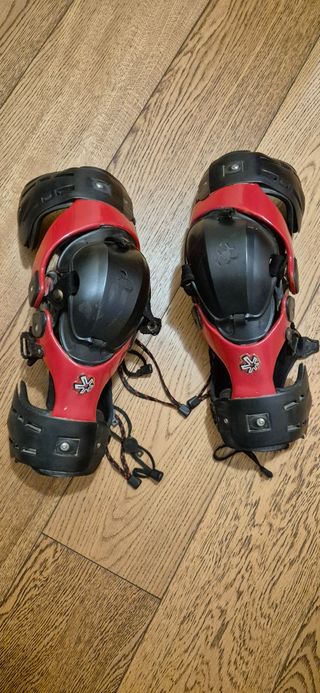 Ginocchiere Asterisk Motocross/Enduro