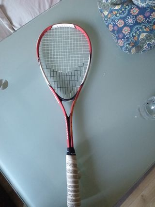 Raqueta de Squash Artengo más 4 pelotas 