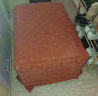 Cama plegable de madera y metal