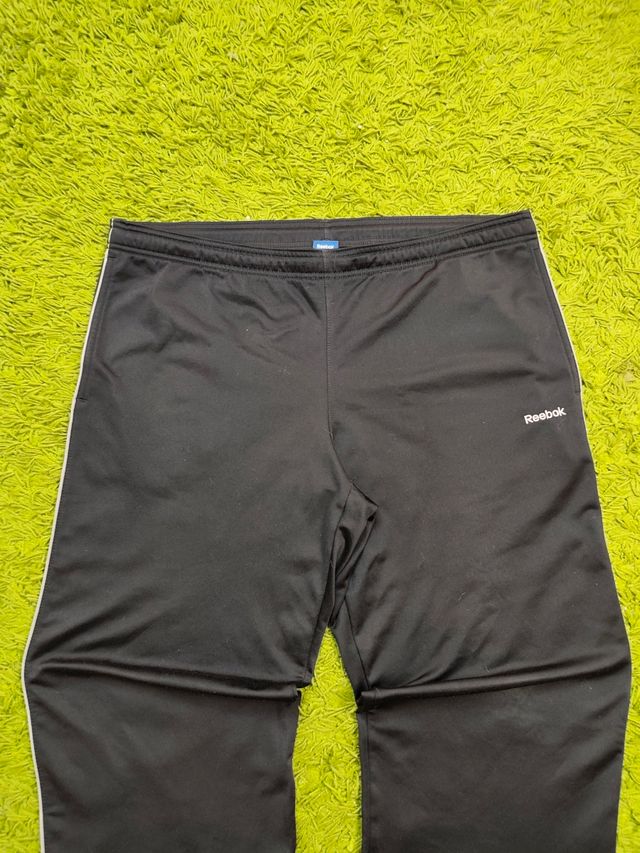 Pantalones Reebok Negros
