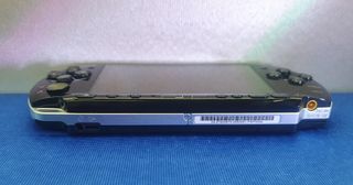 CONSOLA PSP SLIM 3000 COMPLETA IMPOLUTA CARGADOR