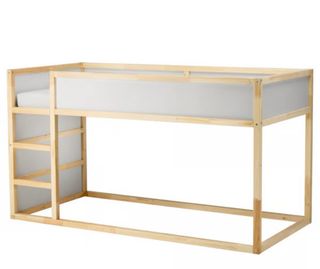 Cama alta Ikea Kura madera