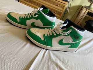 Jordan Air Verde y Blanco