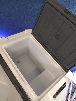 Nevera portátil Arebos 35L APP 12/24V/230V
