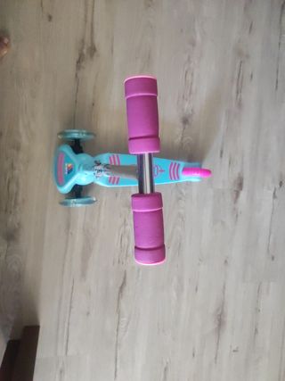 Patinete infantil 3 ruedas hasta 20kg