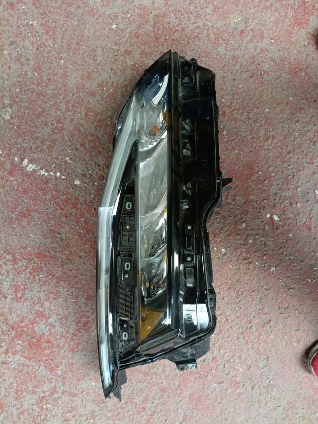 Faro Delantero Derecho Nissan Qashqai