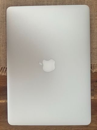 MacBook Air 13” 2017 i5 8GB 256GB SSD Plata