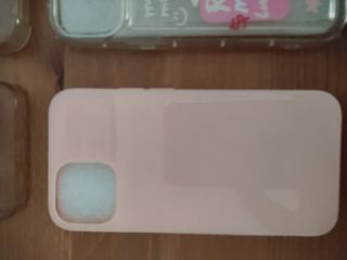 Custodie mini per iPhone 13, rosse e altre