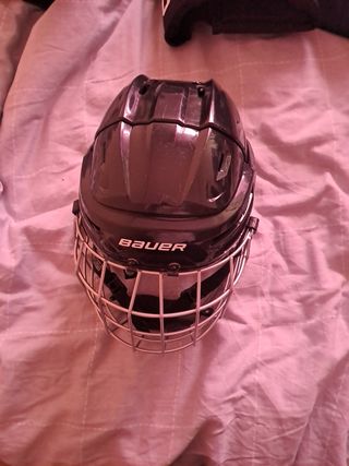 Casco de hockey Bauer