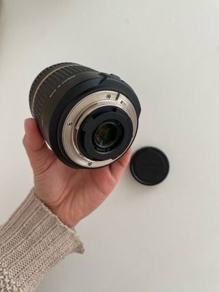 Tamron 18-270mm f/3.5-6.3 Di II VC PZD Objetivo