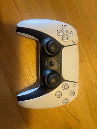 Ps5 Slim con lector + seguro game 4 años+ 7 juegos